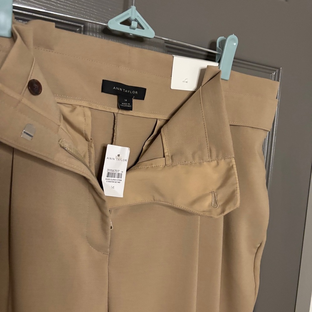 Ann Taylor The Paperbag Ankle Pant New Trousers / Pants Tan Pleated Size 14 - Picture 5 of 14